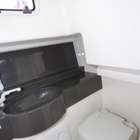 Aleksandra F - toaleta